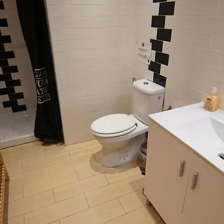 Cozy In Center דירה ליסבון